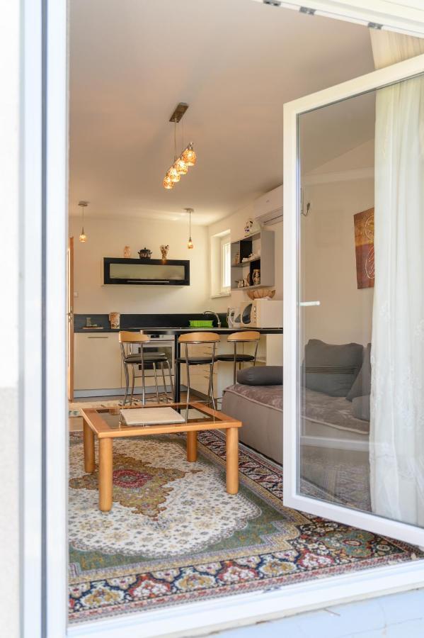 Apartman Mira SJJ Buitenkant foto
