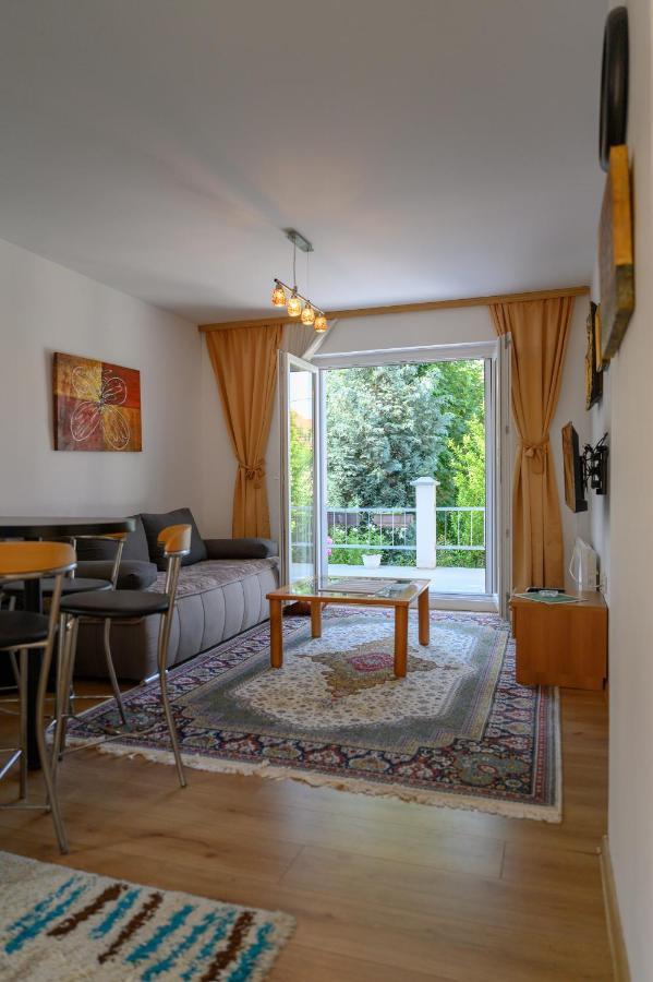 Apartman Mira SJJ Buitenkant foto