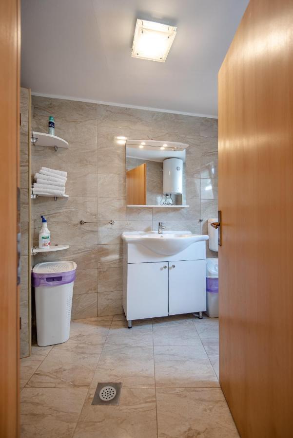 Apartman Mira SJJ Buitenkant foto