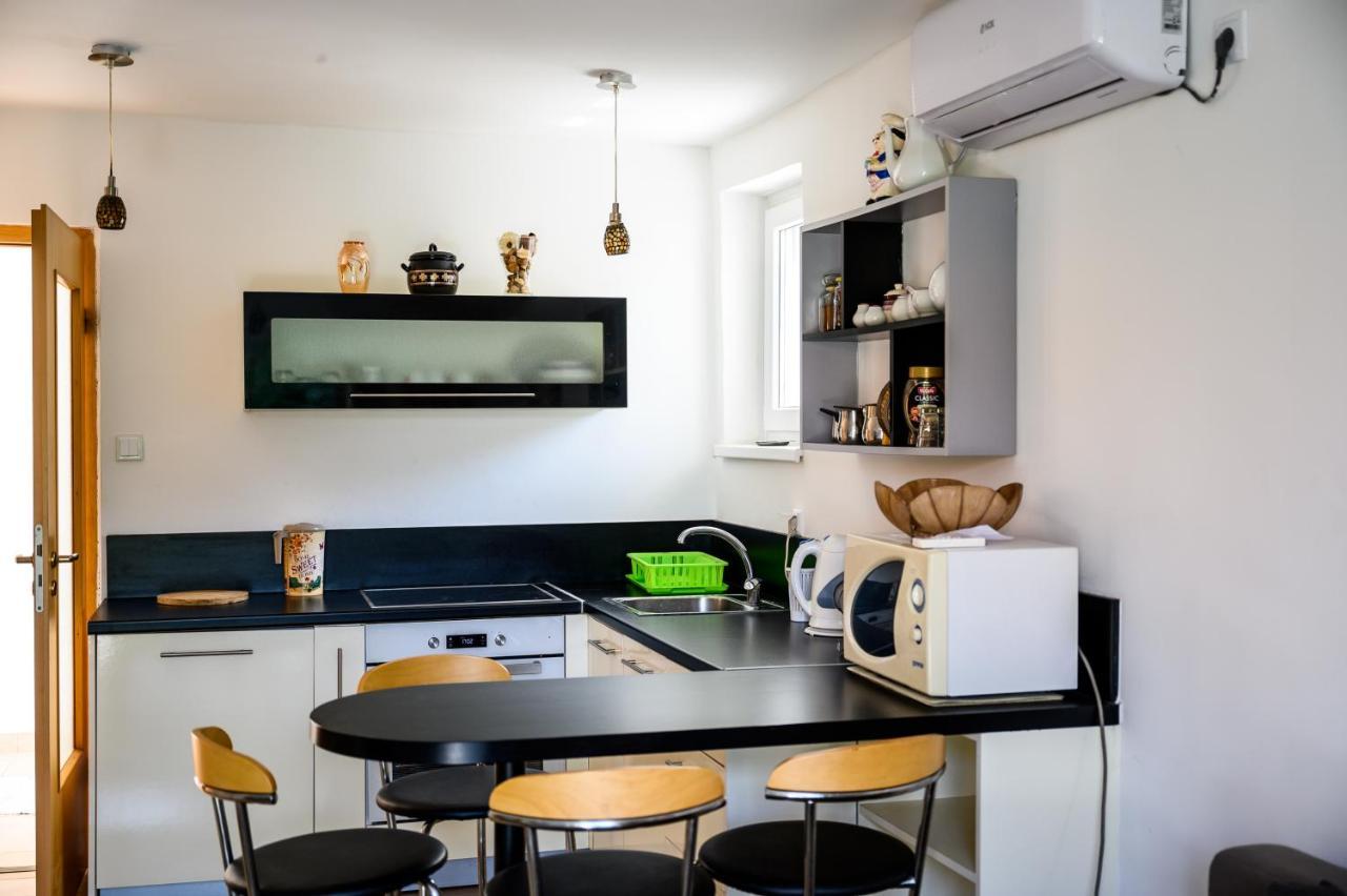 Apartman Mira SJJ Buitenkant foto